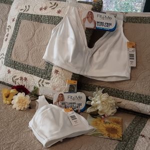 NEW/W/TAGS "TWO"  FIT FOR ME, FRUIT OF THE LOOM BRAS SIZE 40C